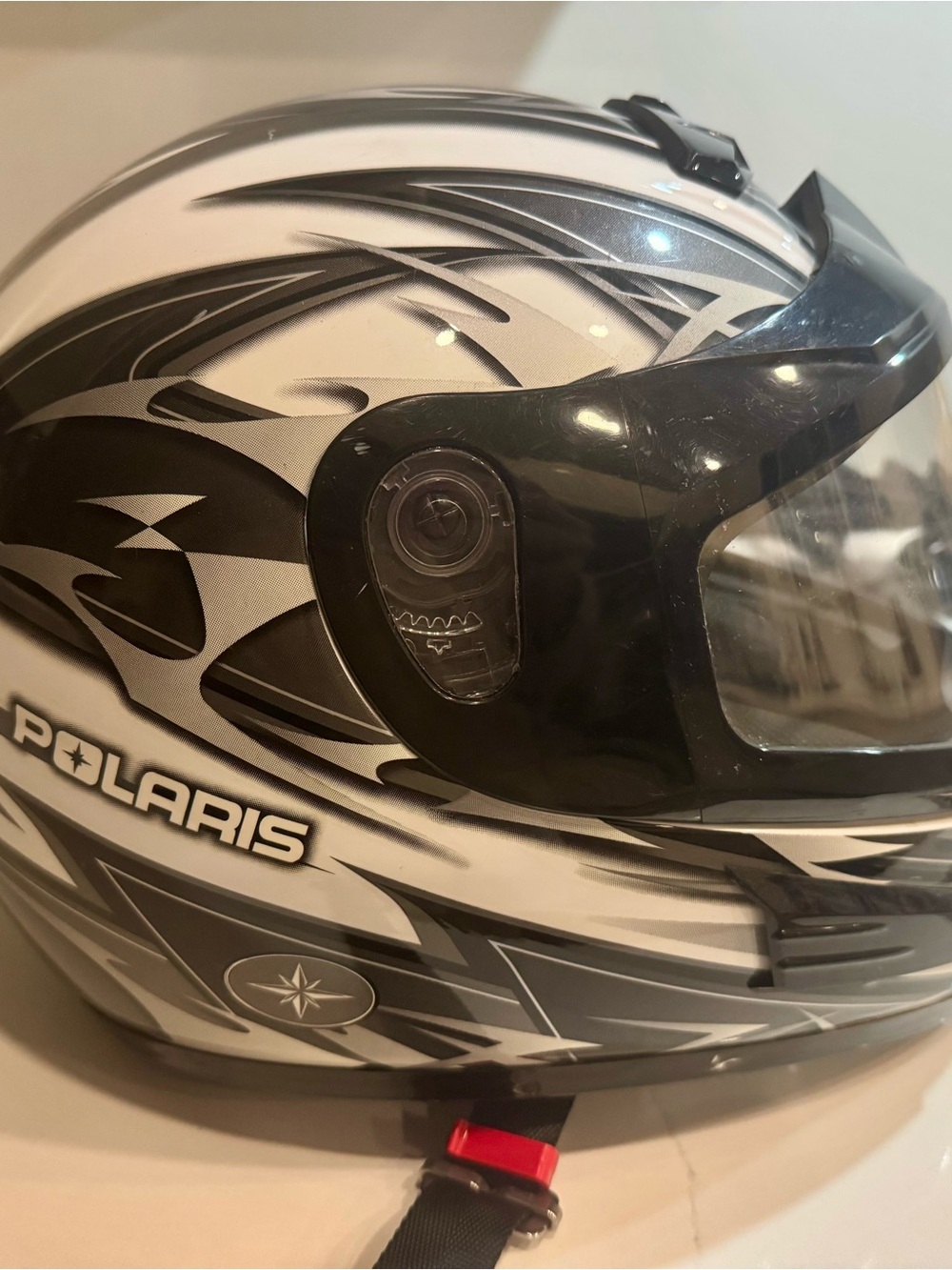 Polaris White & Black Graphic Full-Face Helmet
